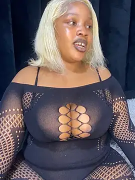 THICKBARBIE32 online show from 07/01/26, 01:07