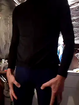 Snapshot of Quebec46 chatting on 04/03/26, 08:34 Quebec46 online show from 04/03/26, 08:34