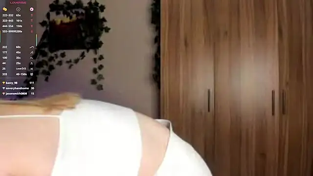 SkyeDavis online show from 03/20/26, 02:22