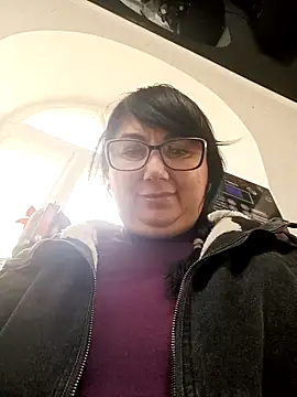 MariSwan222 online show from 04/14/26, 10:21