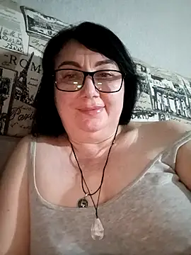 MariSwan222 online show from 04/18/26, 07:18