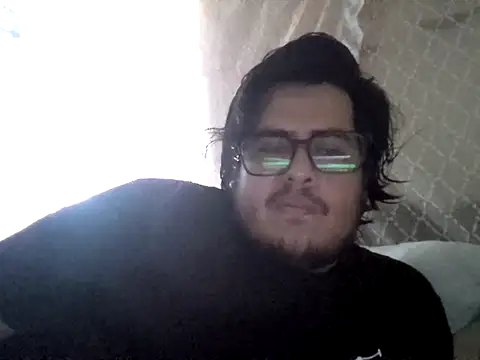 Snapshot of Velvec97 chatting on 12/14/25, 09:30 Velvec97 online show from 12/14/25, 09:30