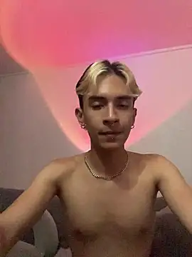 Snapshot of Dracco_Velour_ chatting on 03/01/26, 07:38 Dracco Velour online show from 03/01/26, 07:38