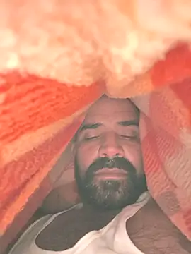 Snapshot of jhbvvhkkk chatting on 12/16/25, 06:13 jhbvvhkkk online show from 12/16/25, 06:13