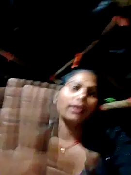 Snapshot of Rinki_malhotra chatting on 12/18/25, 01:50 Rinki malhotra online show from 12/18/25, 01:50