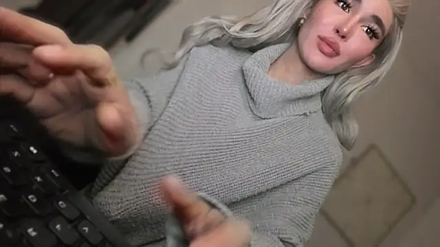 mxshemale ladyboy online show from 03/14/26, 08:03