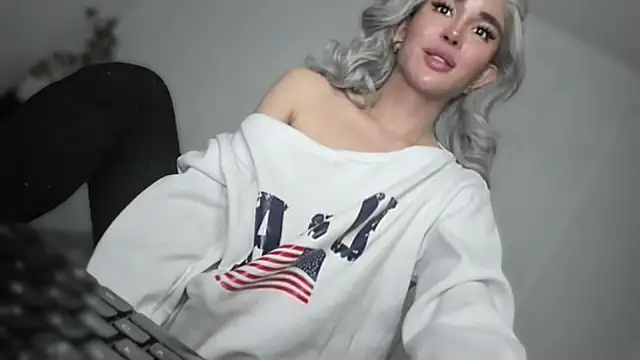 mxshemale ladyboy online show from 04/04/26, 12:42