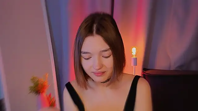 Leyla crsh online show from 02/27/26, 05:40