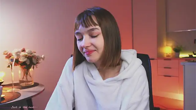 Leyla crsh online show from 04/20/26, 07:11