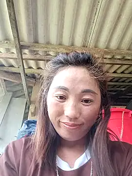 Snapshot of seacyre chatting on 05/15/26, 10:50 seacyre online show from 05/15/26, 10:50