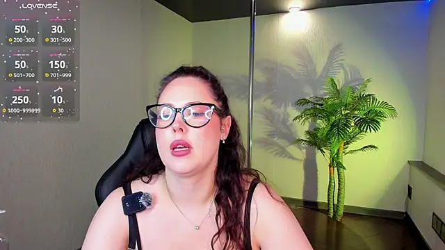 Snapshot of AlbaLimory chatting on 07/03/26, 05:08 AlbaLimory online show from 07/03/26, 05:08