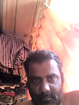 Snapshot of RoyallyYoursBaby chatting on 12/18/25, 07:14 RoyallyYoursBaby online show from 12/18/25, 07:14