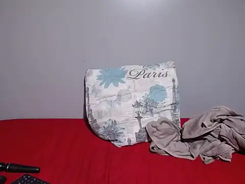 TemptingCloeXx online show from 12/22/25, 09:28