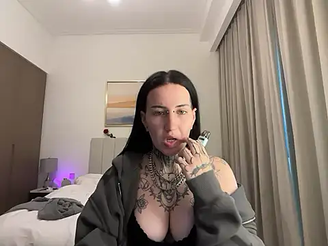 Snapshot of GothicRyderr chatting on 12/16/25, 08:30 GothicRyderr online show from 12/16/25, 08:30