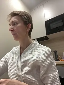 Snapshot of Sensual_Flower chatting on 02/09/26, 08:51 Sensual Flower online show from 02/09/26, 08:51