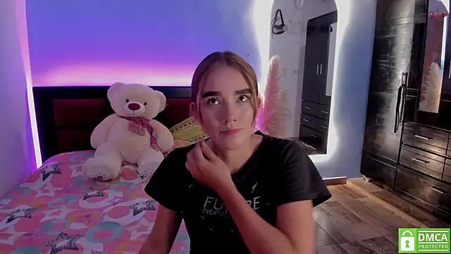 CRISTAL T2 online show from 04/27/26, 07:56