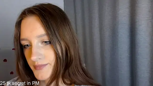 Snapshot of LisaBoddy chatting on 05/10/26, 02:11 LisaBoddy online show from 05/10/26, 02:11