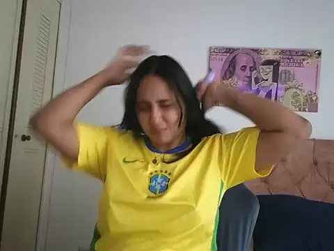 Snapshot of Valery__lovex chatting on 06/14/26, 09:50 Valery lovex online show from 06/14/26, 09:50