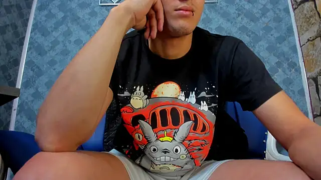 Snapshot of Ethan_Waalker chatting on 12/18/25, 09:15 Ethan Waalker online show from 12/18/25, 09:15