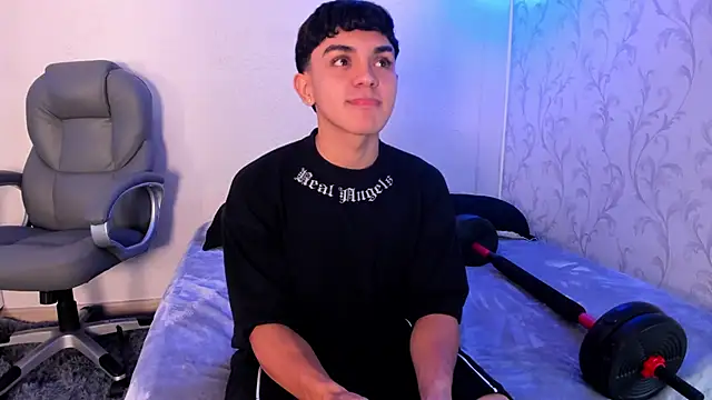  TaylorBlack online show from 12/21/25, 11:39