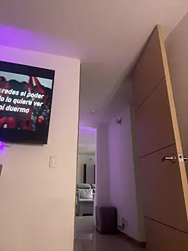 Camila sanchez25 online show from 03/23/26, 07:51