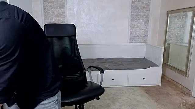 KellenWest online show from 04/24/26, 10:18