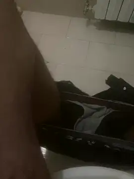 Snapshot of Dotato2003 chatting on 12/20/25, 07:10 Dotato2003 online show from 12/20/25, 07:10