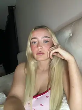 TashaXnaughty online show from 12/18/25, 09:43