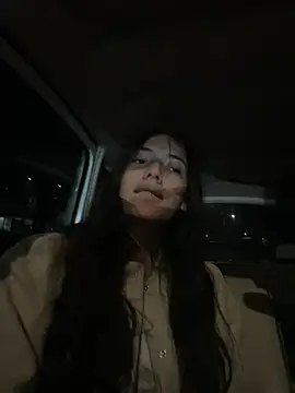 vanesita  online show from 04/21/26, 01:07