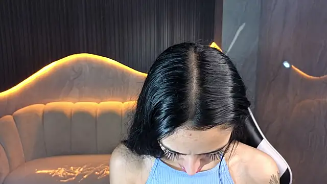 Tifany Tx online show from 04/01/26, 01:01