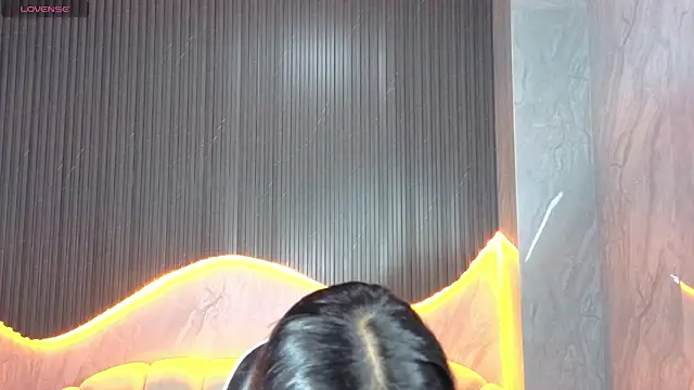 Tifany Tx online show from 04/21/26, 12:33