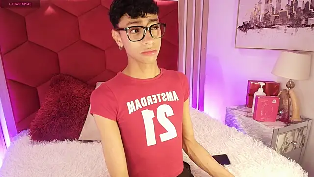 Owen JP online show from 04/10/26, 03:01