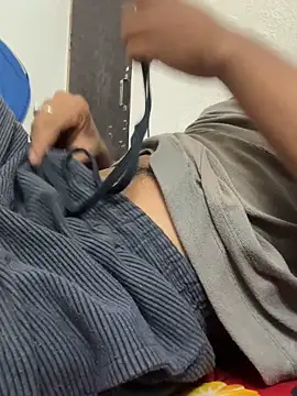 hot gym b0y online show from 02/24/26, 06:17