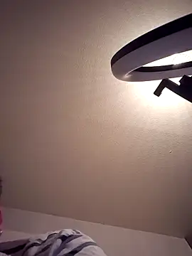 damslebambou1 online show from 04/07/26, 12:33