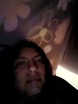 LUNARB23 online show from 12/22/25, 06:10