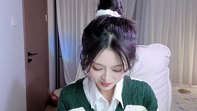 Koikoi    online show from 02/06/26, 03:44