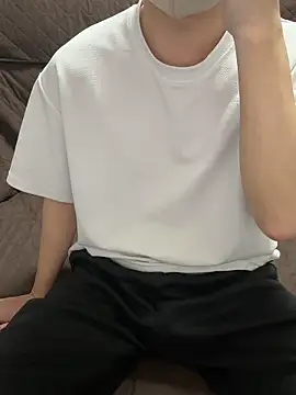 Snapshot of tubasa1216 chatting on 02/16/26, 11:50 tubasa1216 online show from 02/16/26, 11:50