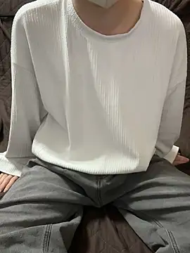 Snapshot of tubasa1216 chatting on 02/22/26, 11:53 tubasa1216 online show from 02/22/26, 11:53