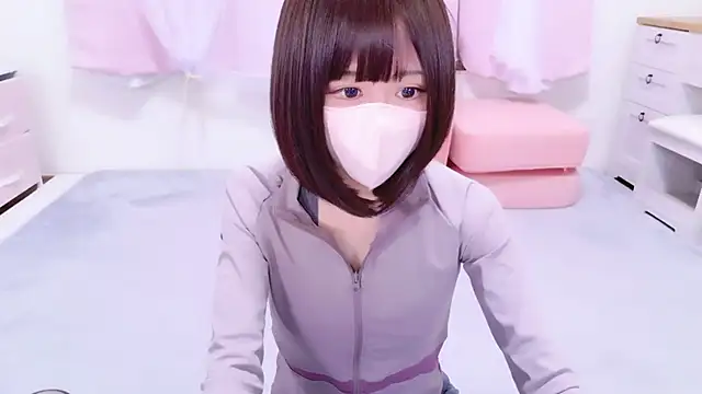 Snapshot of Nazuna_727 chatting on 02/07/26, 04:27 Nazuna 727 online show from 02/07/26, 04:27