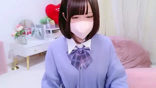 Snapshot of Nazuna_727 chatting on 02/11/26, 04:28 Nazuna 727 online show from 02/11/26, 04:28