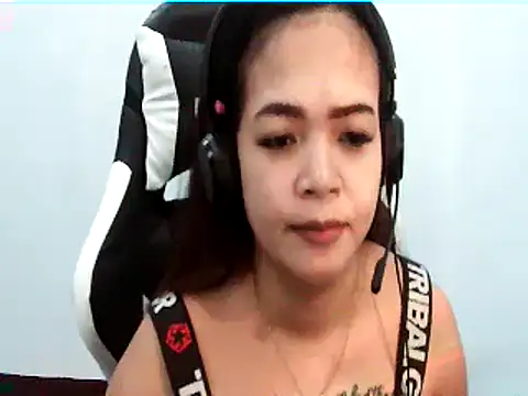 CleopatraLee online show from 12/17/25, 04:46