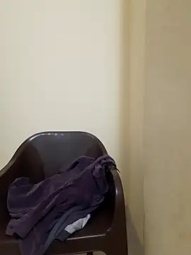 Snapshot of Geeta_rani79 chatting on 01/14/26, 01:55 Geeta rani79 online show from 01/14/26, 01:55