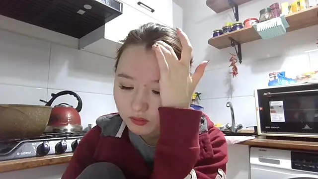 VelmaMaasch online show from 12/19/25, 02:13