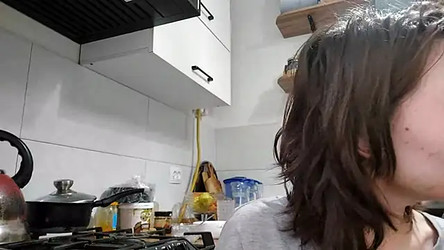 VelmaMaasch online show from 02/12/26, 05:24