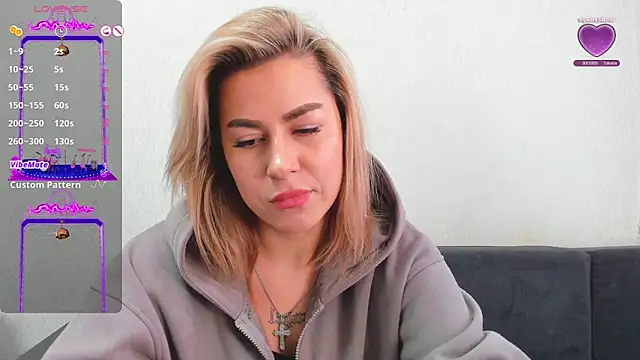 Roxi Joy online show from 02/02/26, 11:20