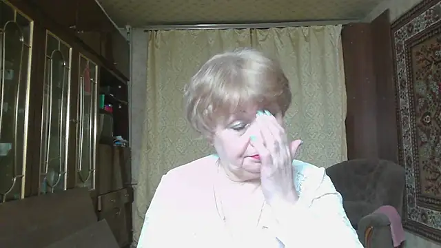 Snapshot of Casey_peach chatting on 05/12/26, 06:05 Casey peach online show from 05/12/26, 06:05