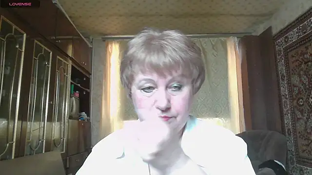 Snapshot of Casey_peach chatting on 05/18/26, 09:59 Casey peach online show from 05/18/26, 09:59