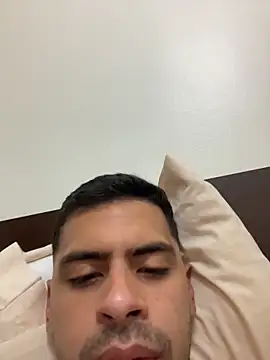 HotWhisper22 online show from 12/19/25, 03:57