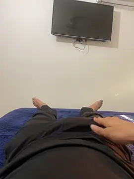 HotWhisper22 online show from 03/18/26, 12:19