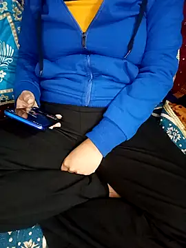 Snapshot of Sofia-111 chatting on 01/11/26, 04:12 Sofia-111 online show from 01/11/26, 04:12